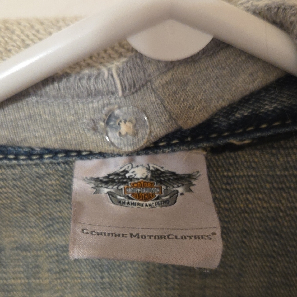 Harley-Davidson Denim Jacket with Gray Sleeves - Picture 2 of 6